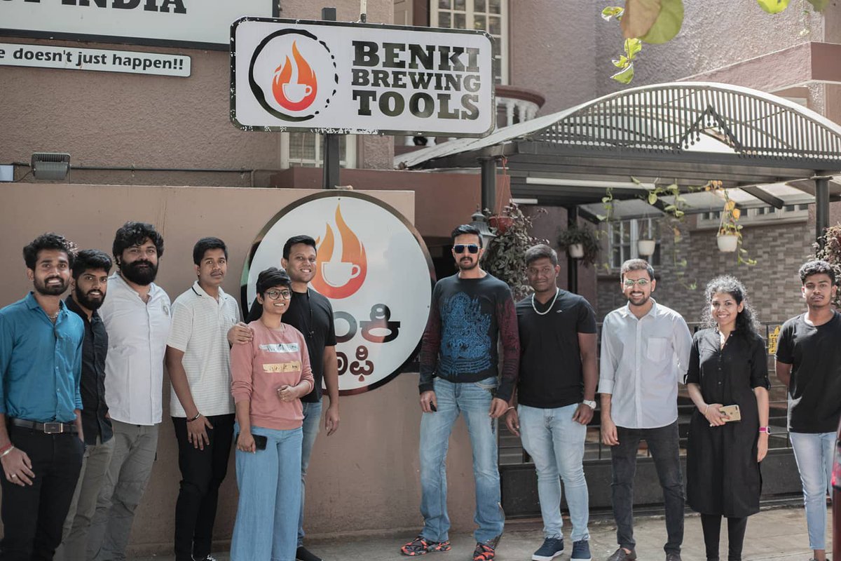 KicchaFansKKSFC's tweet photo. #ExclusivePicture.👌❤️
AbhinabinayaChakravarthy #Baadshah @KicchaSudeep Anna visited @Benkicoffee store.☕
#Kiccha's Love For Coffee never ends.!
#KicchaSudeep #VikranthRona
#PhantomUpdateJan21
#PhantomUpdateTomorrow
#KicchaAddictors
Follow 👉 @KKSFC_Official https://t.co/3LRjnT7foz