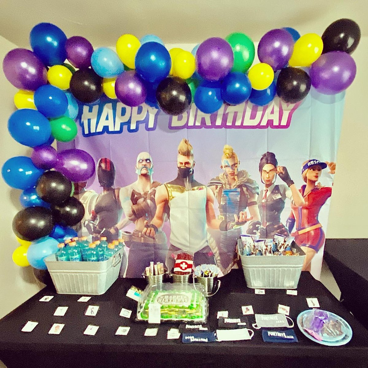 doubledeesllc's tweet photo. Fortnite themed party part 1   #fortnite #fortniteclips #memes #gaming #ps #fortnitecommunity #fortnitememes #fortnitebattleroyale #gamer #fortnitebr #xbox #fortniteclansrecruiting #meme #fortnitegameplay #follow #dankmemes #k #twitch #funny #like #fortnitemontage #youtube https://t.co/uG9HJA2ub6