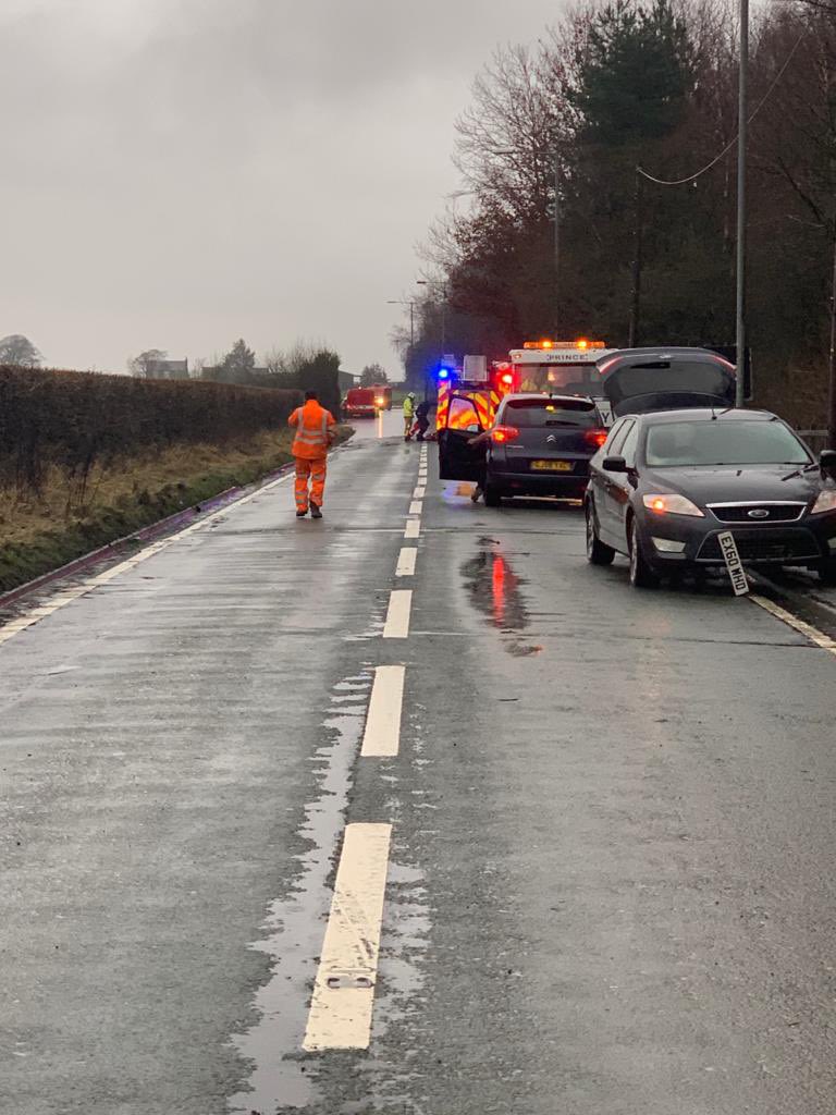ParishBold's tweet photo. ⚠️Warning ⚠️ Gorsey Lane, Clock Face is closed. ⛔️ Please avoid the area @MerseyFire in attendance along with a number of recovery vehicles. The water is now over 2ft deep. @sthelenscouncil @merseyforest @sthelensstar @HighwaysNWEST @StHelensEnviro https://t.co/JJ4fr5pVXx