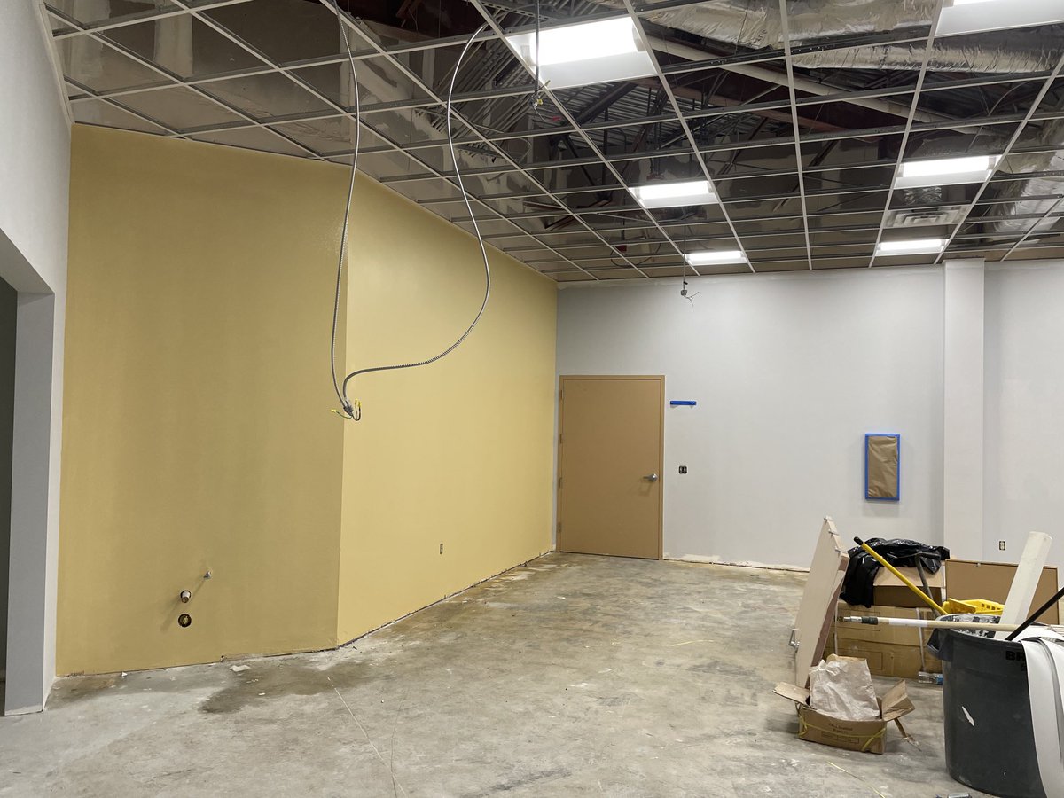 EaglePointElem's tweet photo. Construction is moving along in our music &amp; orchestra rooms! Can’t wait to see students in these new labs! ⁦@BCPS_SMART⁩ ⁦@ESCadre9⁩ ⁦@CityofWeston⁩ ⁦@EaglePointPTA⁩ ⁦@EPEFOUNDATION⁩ https://t.co/cLMD88bgls
