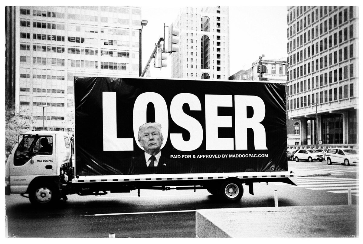 damonabnormal's tweet photo. Just a friendly reminder... https://t.co/l7mLXK9gqF