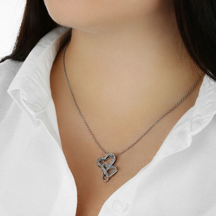 DeluxeLion's tweet photo. Best valentine's day gifts her 🎁🧧
Made in 🇺🇸 
Gift under $50
Order order now - $10 OFF 
https://t.co/sHcVgPbOVC
.
#Best #ValentinesDay #gifts #couples #MADEinUSA #MadeInAmerica #jewelry #necklace #14k_gold #Giftforwife #wife #HusbandWife #husband https://t.co/JpbQJX1A6z