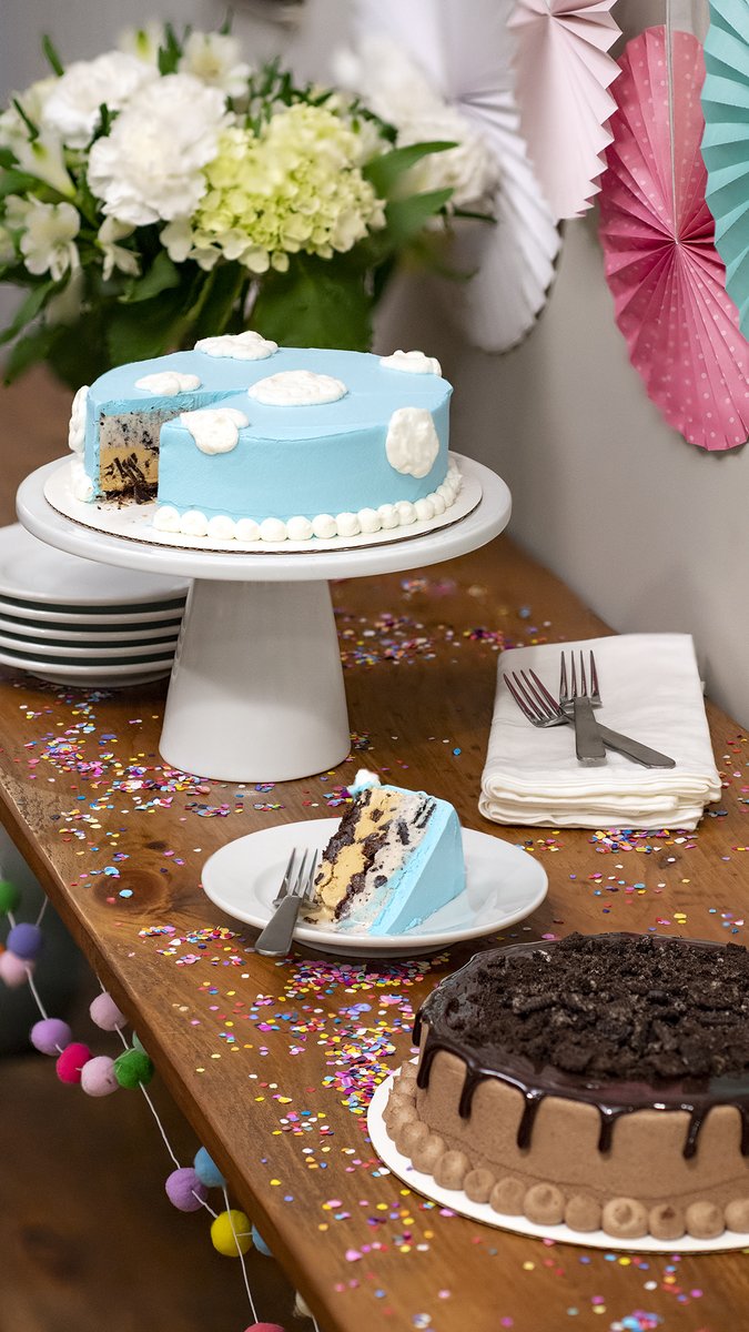 benjerrynh's tweet image. Have you tried one of our #icecreamcakes yet?
NO?! ...let's change that.
Start your ice cream cake order here: benjerry.com/elmstreet/cakes