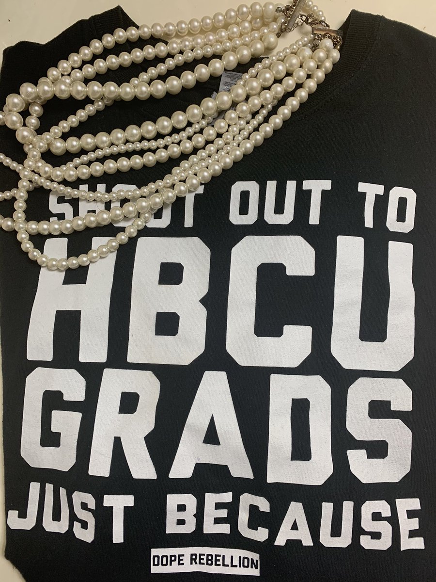 iLaShawn's tweet photo. In honor of the 1st woman to serve as #VPOTUS Congratulations @KamalaHarris #VPHarris #PearlsAndChucks #HBCUGrad https://t.co/f8U1n929Hy