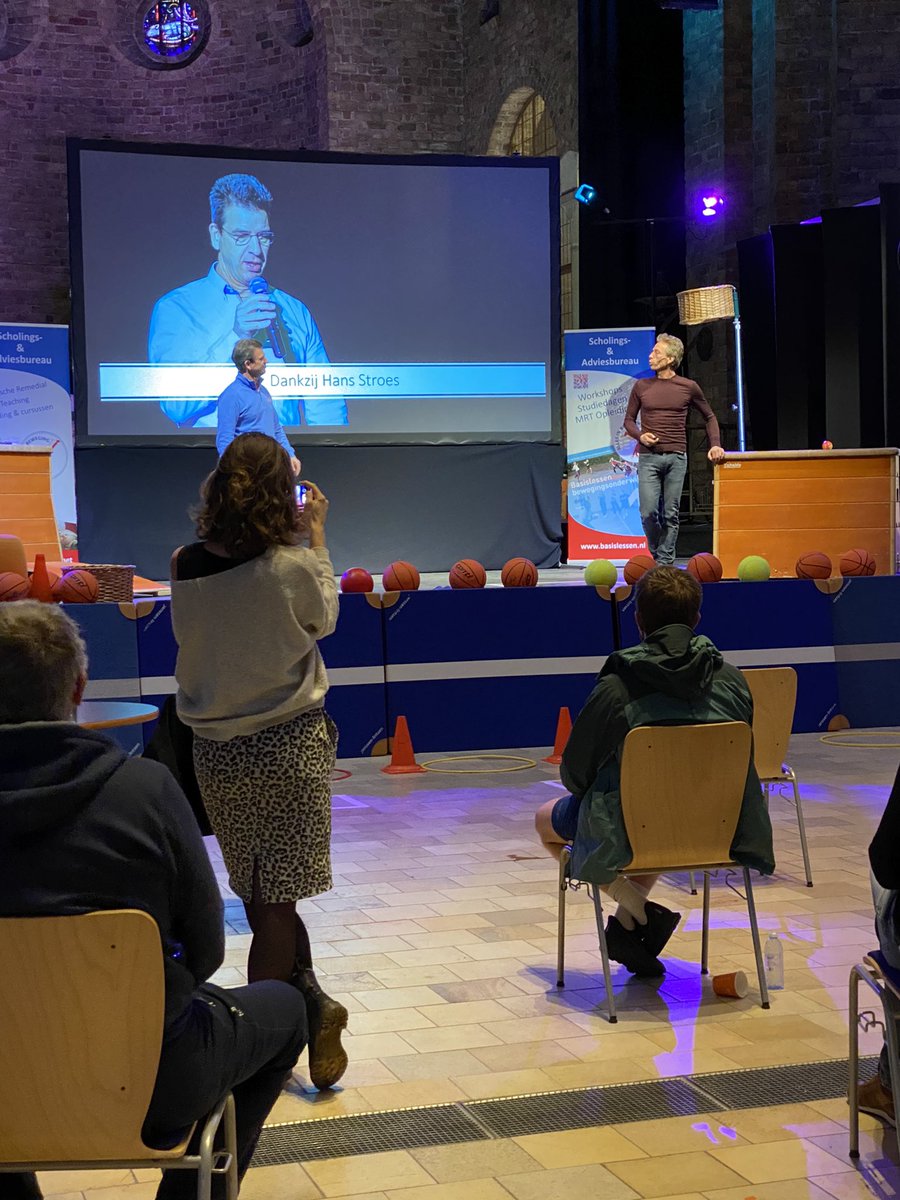 We sluiten af, wat was het fantastisch dat jullie erbij waren! Wat was jouw hoogtepunt vandaag? #allesinbeweging #online #studiedagbasislessen