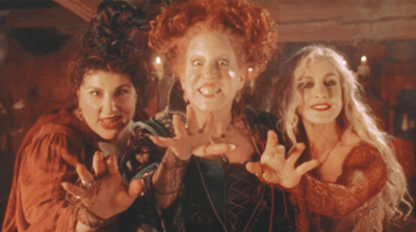 exodisneyfest's tweet photo. ✧ #Plot12 | Abracadabra
A turma de cinema da faculdade resolve fazer uma exposição de filmes assustadores para o Halloween. Eles só não esperavam que um virgem fosse acender a famosa vela da chama negra e convocar novamente as irmãs Sanderson depois de tanto tempo. https://t.co/het8IKqkmT