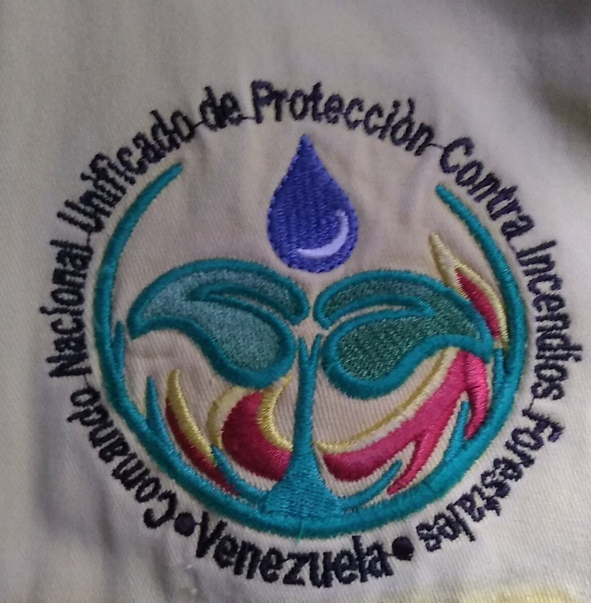 Rescatista🧗-Forestal 🔥💛💙❤️ tweet media