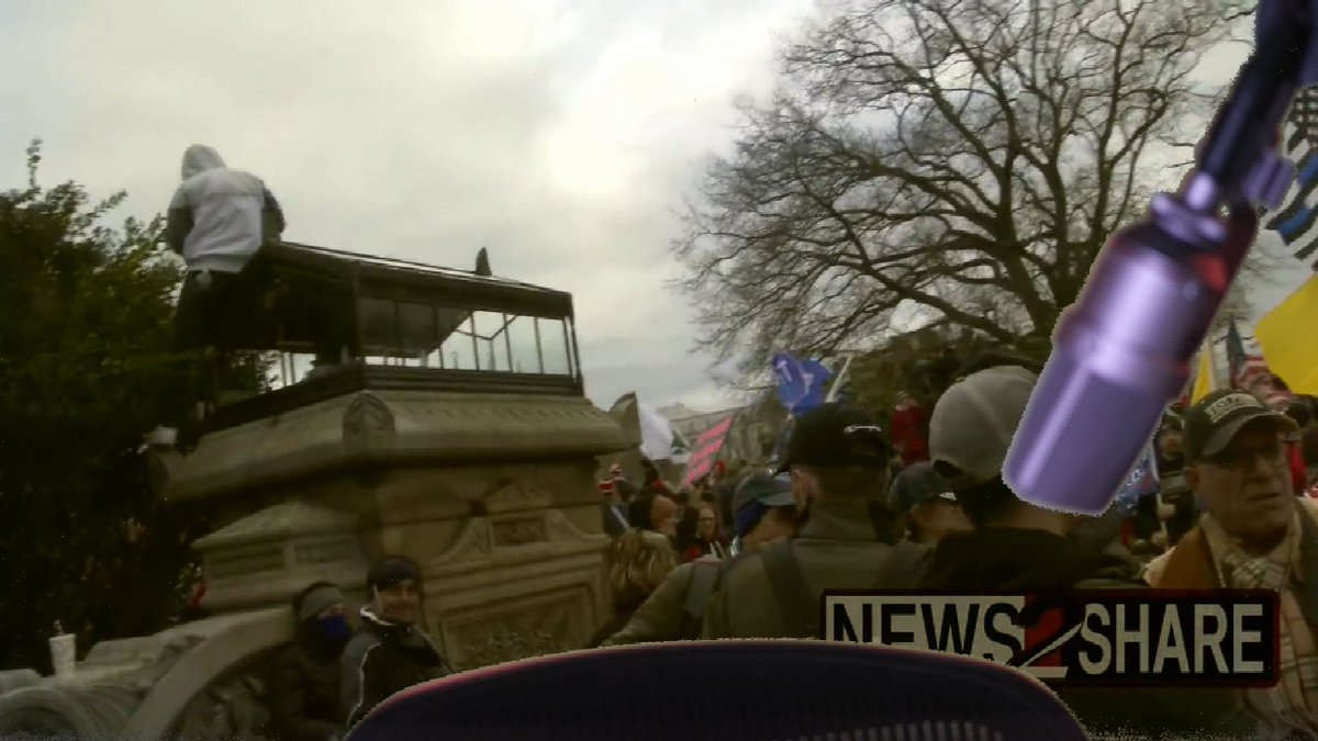randallpacker's tweet image. ::: #inaugurationWatch 👁 👁 ::: anchored by @randallpacker @thirdspacenet reportage from the aesthetic edge ::: alt #televisual coverage beginning at 11am ET on Crowdcast ::: crowdcast.io/e/inauguration…