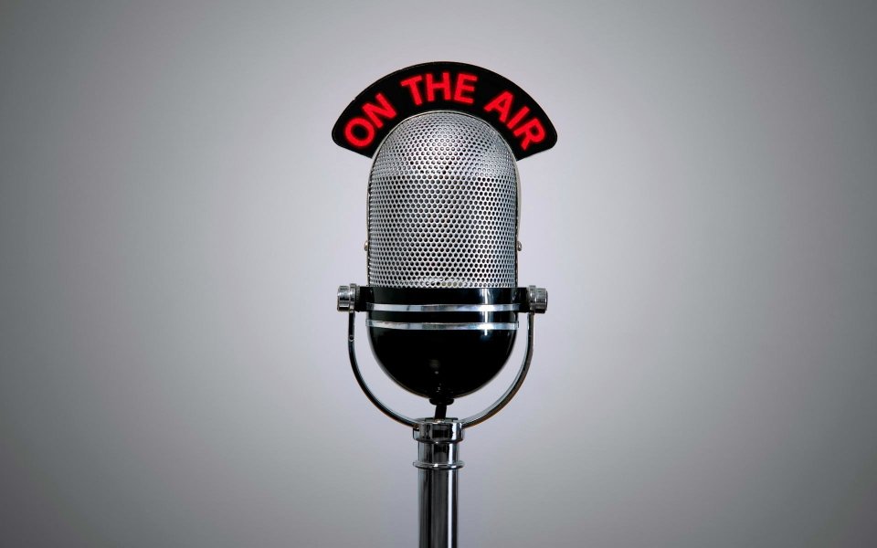 CEIPLAREDO's tweet photo. Mañá formación en, por e para a #radioescolar do coe @bescolaresgal da man de @RadioEspora para #quintolaredo #sextolaredo 📻🎙️
+info: https://t.co/mAsyfCbfQW https://t.co/IdxH1WTd2O