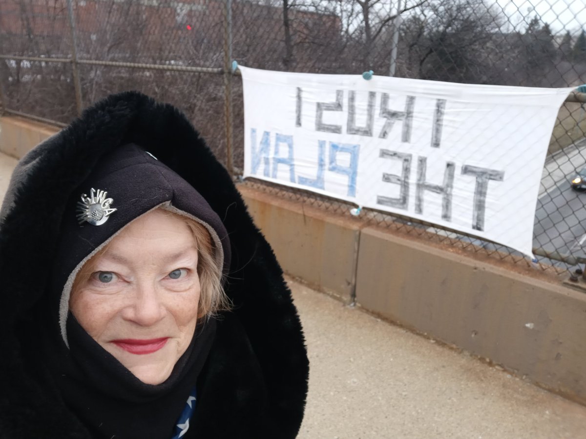 'Trump is gone.
 But not too far away'

From a 'trusted friend'
☺☺☺☺

#ThePeoplesBridge 
#StayTheCourse