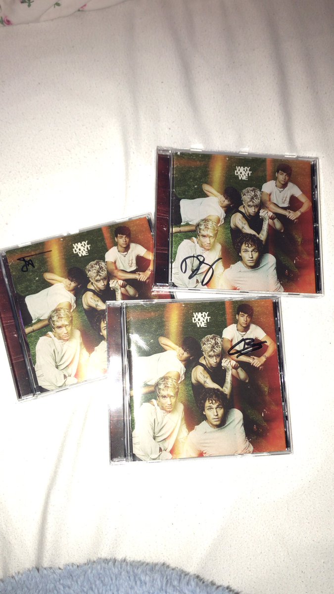 This came here today, i am so happppppppyyyy 🎉🎉🎉🥳🥳 <a href="/whydontwemusic/">Why Don’t We</a> <a href="/corbynbesson/">Corbyn</a> <a href="/SeaveyDaniel/">Daniel Seavey</a> <a href="/JonahMarais/">Jonah Marais</a> <a href="/jackaverymusic/">Jack</a> <a href="/ImZachHerron/">Zach Herron</a>