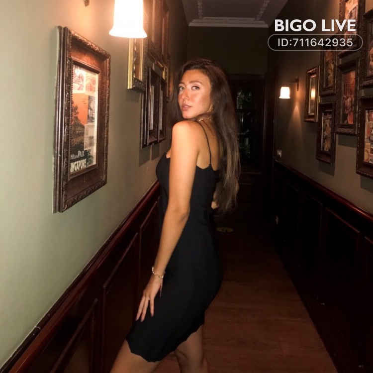 Come and see 🔱🌸pikachu🌸🔗's LIVE in #BIGOLIVE: #Dancing Yeniyimmm ❤️❤️ 4 stara destekkk   bigo.tv/sid/2543414328…
slink.bigovideo.tv/hpTJQ8
