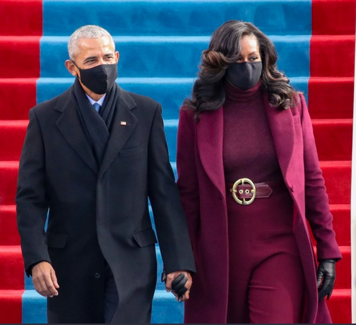 Leafer1's tweet photo. @RandyRainbow The Justice League of America just arrived. The Belt of Truth in full display #MichelleObama #BidenHarrisInauguration https://t.co/fJLQcUjPat
