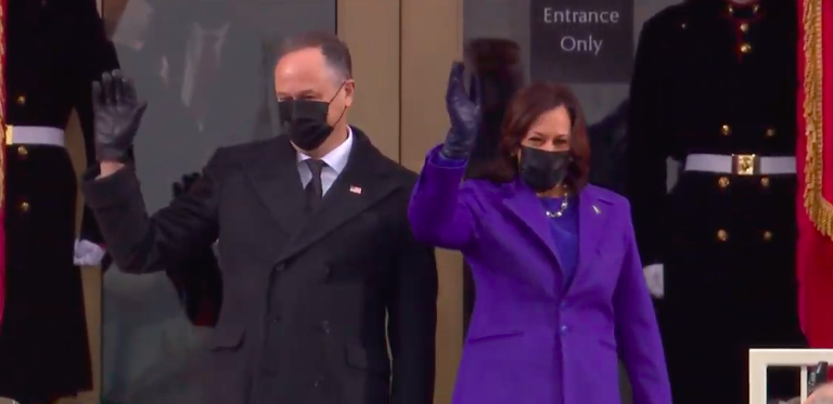 Complex's tweet photo. Kamala Harris arrives to be sworn in as the first female Vice President of the United States. #InaugurationDay 

STREAM: https://t.co/kVFPonxgcd https://t.co/KLsLCB8XKX