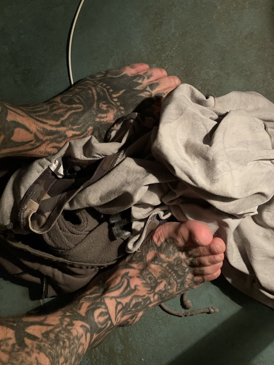 Mastersadamdk's tweet photo. #footfetishnation #feet #toes #footfetishcommunity #feetporn #feetworship #foot #feetpics #footfetish #feetlovers #feetfetishworld #footporn #soles #footworshipping  #instafeet #barefeet #sexyfeet #solesfetish #footfetishgroup  #feetpicsforsale #toesfetish #vikingsfeet https://t.co/k9f384WHGB