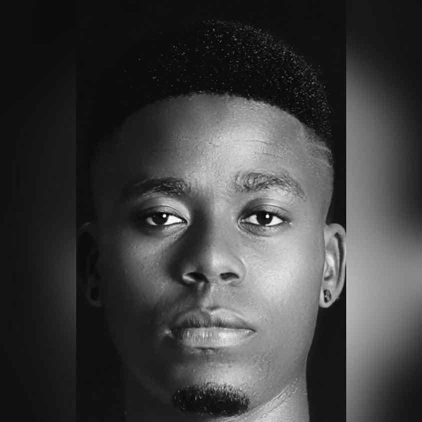 fafeudmix's tweet photo. #NouvellePhotoDeProfil https://t.co/d8YPwcVLIs