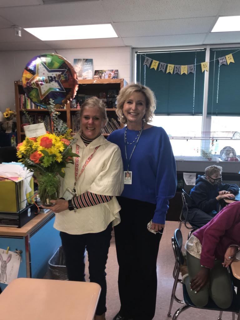 Congratulations to our 2020-2021 Teacher of the Year, Mrs. Phillips!!! 💙💙💙 We love you Mrs. Phillips!