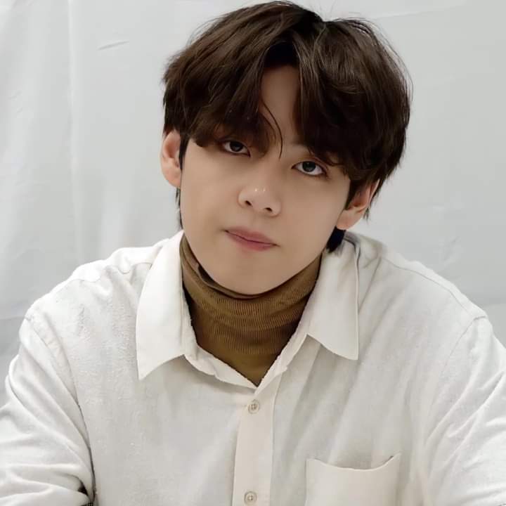 RAVNONEUS2's tweet photo. Mn không thích hay không thương cậu ấy, thì để tôi thương, làm ơn đừng buôn lời cay đắng với cậu ấy.. Taetae của tụi mình sinh ra là để được yêu thương 💜💜🥰🥰 @BTS_twt
#тэхенлучший
#тэхенмылюбимтебя
#тэхёнпрекрасный
#тэхенуникальный https://t.co/IjQbBLMrZO
