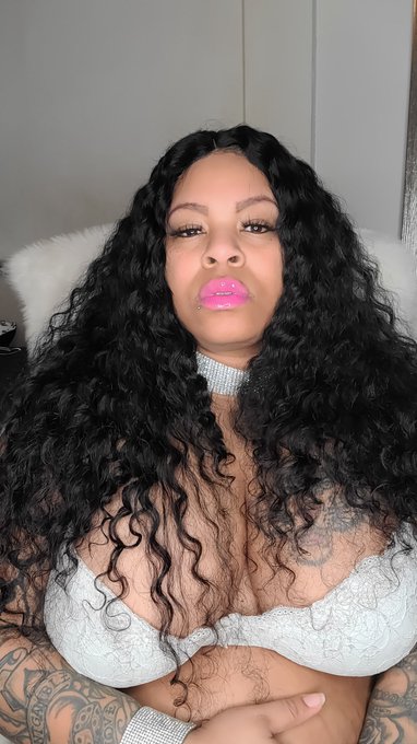 Its my 🎂Birthday yall Tip me on cashapp $iamalaysiamarie or join my fans its discounted today only..#RETWEEETME https://t<a href="/tag/birthdaygirl"class="tags"><span>#birthdaygirl</span></a><a href="/tag/like"class="tags"><span>#like</span></a><a href="/tag/share"class="tags"><span>#share</span></a><a href="/tag/comment"class="tags"><span>#comment</span></a><a href="/tag/retweeetme"class="tags"><span>#retweeetme</span></a>