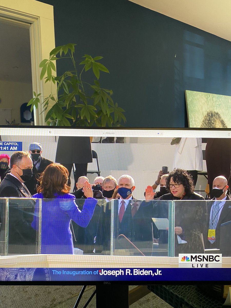 This image is amazing - first Black and Asian American VP sworn in by the first Latina Supreme Court Justice 😭