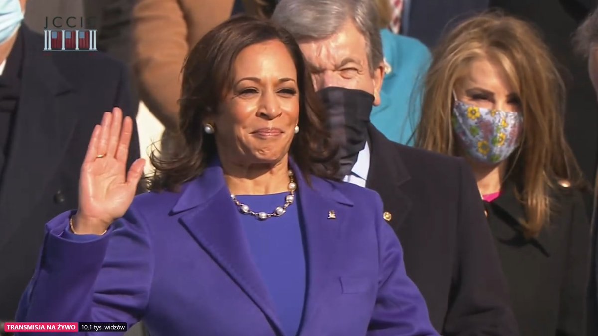 KatarzynaBrandt's tweet photo. No troszkę się ....zryczałam
#JoeBidenInauguration
#Kamia https://t.co/i3oMJezUsp