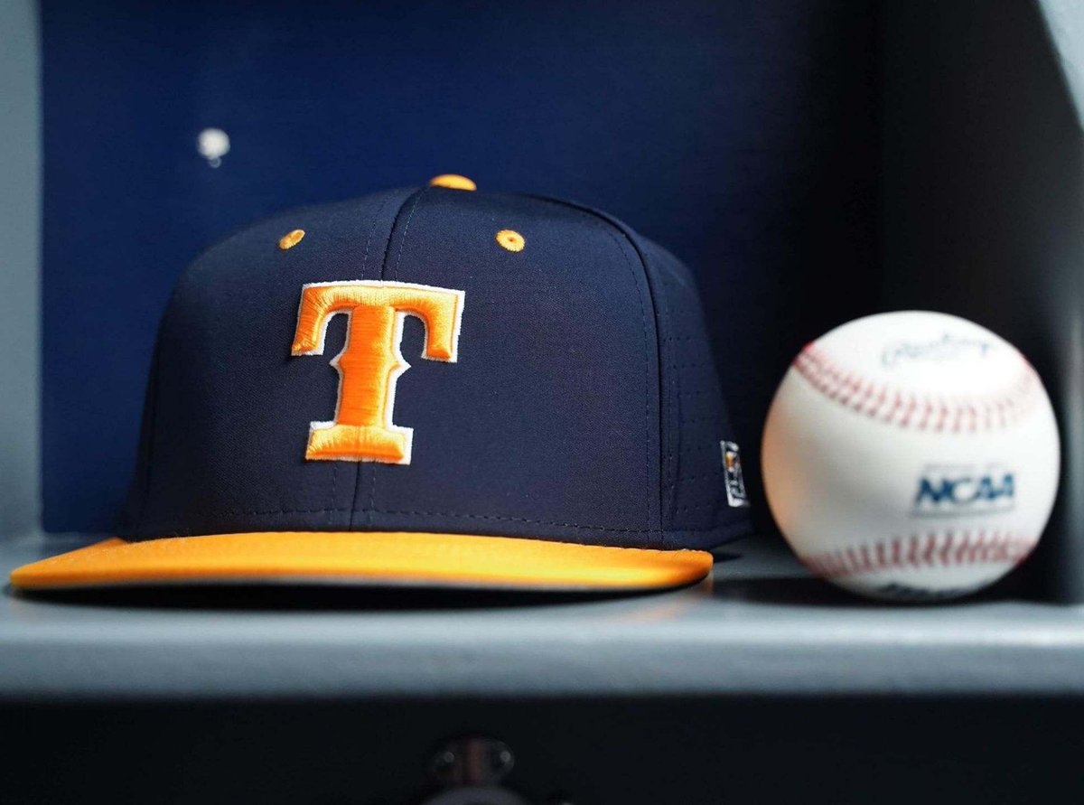 CJ_Lewis11's tweet photo. I’m very excited to say that I will be continuing my academic and athletic career at The University of Toledo! I wanted to say thank you to everyone who helped me get to where I am today! #GoRockets🚀 https://t.co/ftQXsnxNDd