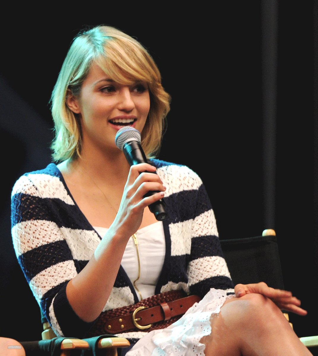 —Katie Mcgrath and Dianna Agron as each other; a thread