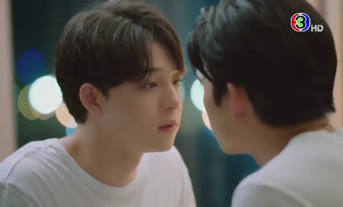 iizpnt02's tweet photo. รักเหลือเกิน แต่เดินด้วยกันไม่ได้ 💔😿
#GenYEP11 https://t.co/GYM9SNXMbE