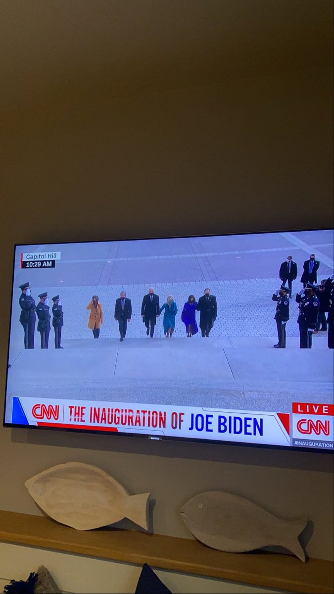 MissPorterPGCE's tweet photo. History made🇺🇸 https://t.co/ikYkM9rFMI