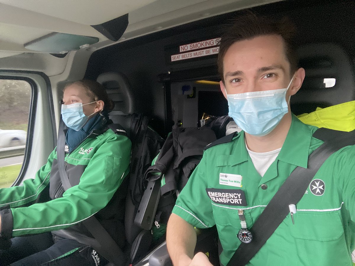 stjohnambulance's tweet photo. Our fantastic Emergency Transport crews have been going above and beyond throughout #COVID19. Shifts look very different to this time last year for many #StJohnPeople, but they’re continuing to offer their expertise in communities around the country 🚑 #OneTeam https://t.co/Xfa2tVPPus