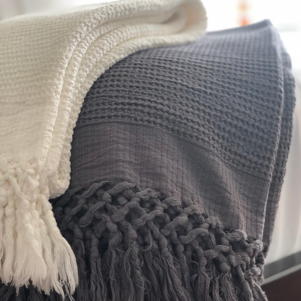 Bandeosh's tweet photo. “Great design is great complexity presented via simplicity.” - M.Cobanli
#Bandeosh#thatsdarling #stylediaries #beachstyle #travelinstyle #styleblogger #fashioninspo #fashionblogger #styleinsp #bohovibe#luxurythrows#cozythrows #luxurylifestyle https://t.co/t8kOBbtIBW