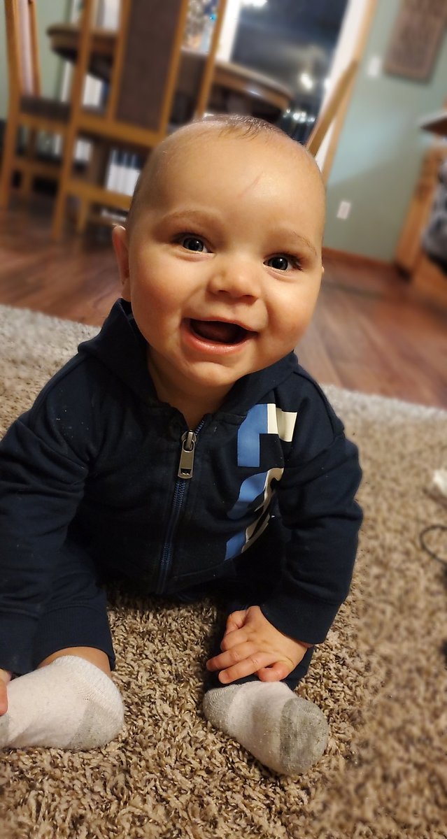 Kschenko's tweet photo. Still unsure as to how I created such a handsome lil human💙

#socute
#boymom https://t.co/kjhvJBrRsH