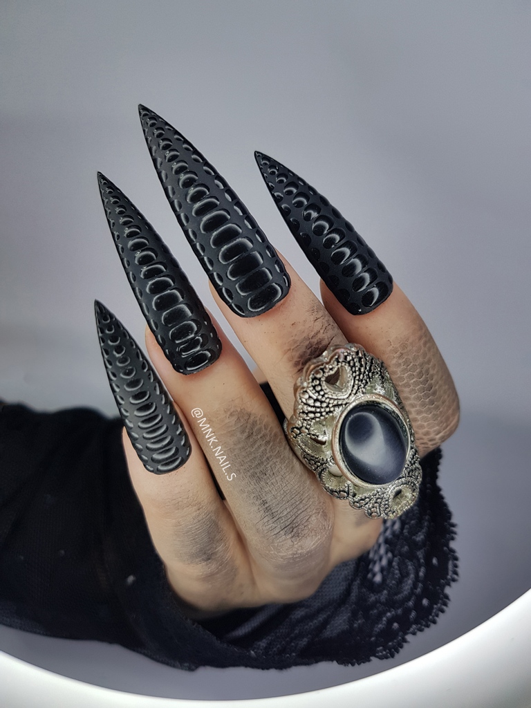 Get Your Halloween Nails From Amazon For A DIY Manicure