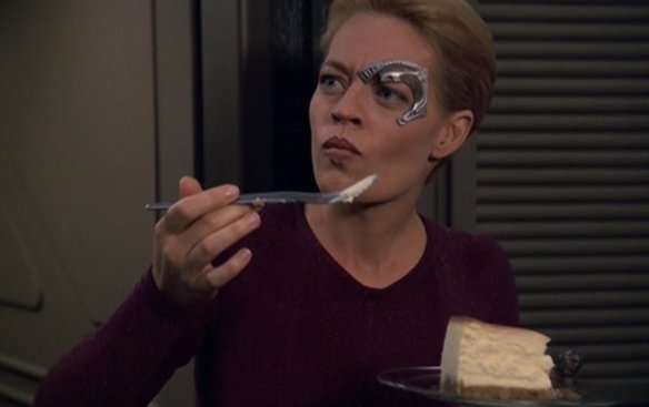 outriderx's tweet photo. @RobertPicardo I don't know about Gaga but you were @JeriLRyan once! #BodyandSoul #StarTrekVoyager https://t.co/YyqDRWnFtE