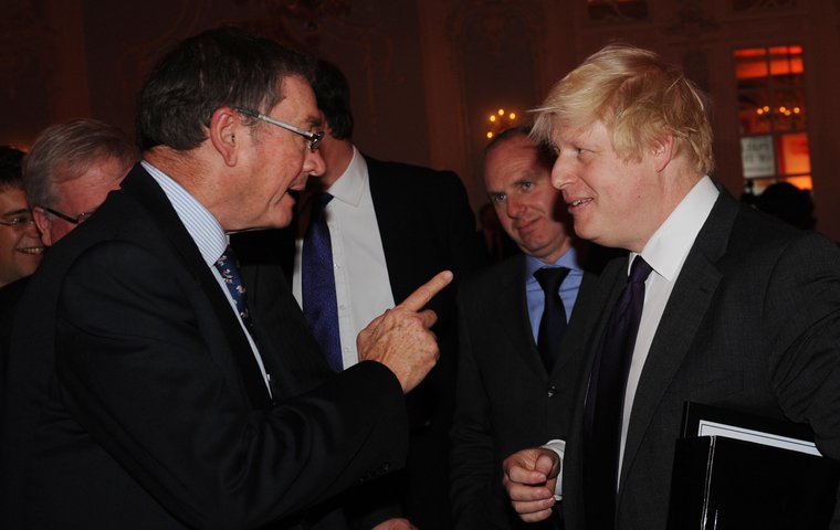Last night  @allthecitizens found a 1/3rd billion gov contract won by a company linked to Conservative donor Lord Ashcroft. £350m Covid19 award goes to company run by Impellam, where former Tory treasurer has ‘significant interest’. THREAD: