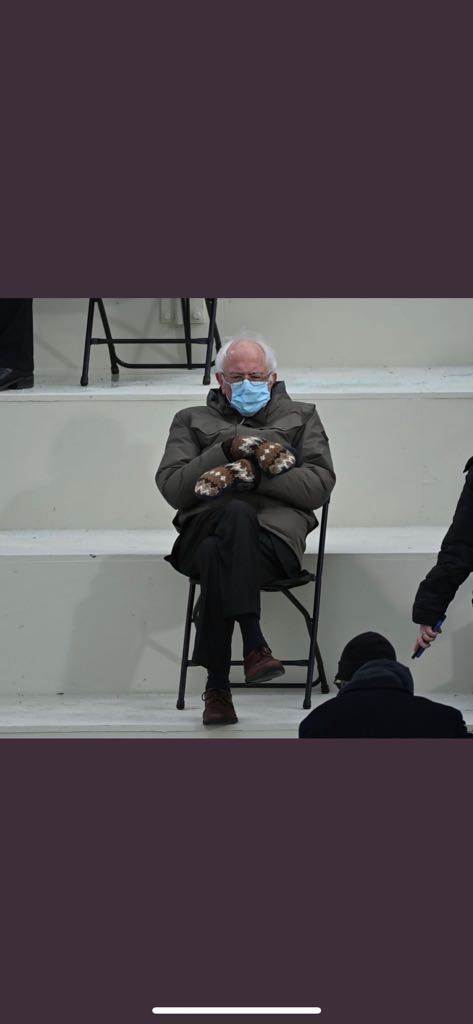 RheubBoi's tweet photo. When your manager schedules a team meeting at 4pm on a Friday https://t.co/ks62mL1Mxk
