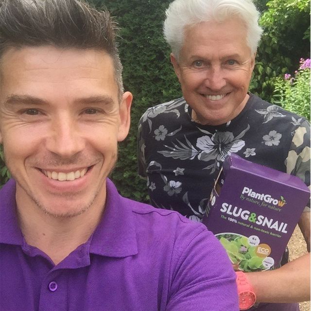 PlantGrowUK's tweet photo. Join us to celebrate Daniels 5th year at PlantGrow! 

Many of you would have spoken to Daniel and will understand why we are so lucky to have him in our team, he is always happy to help and you'll find it hard to catch him without a smile. 

Go team purple 💜

#workanniversary https://t.co/mzXhxcQK3j