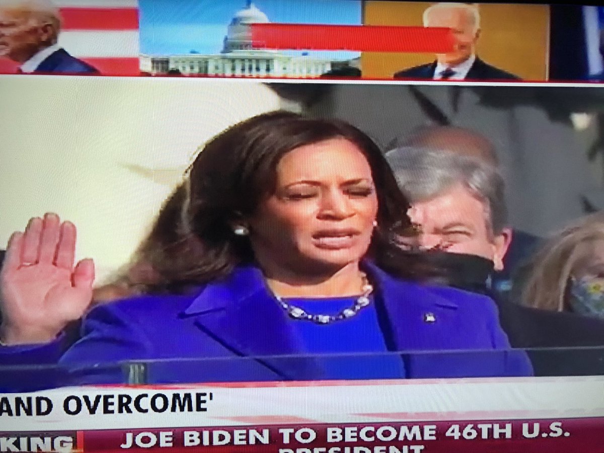 haanssa's tweet photo. And yes 👍.... to first ever #female #VicePresidentHarris 
#timeischanging 
To change ... #Democrat #usa #AmericaOrTrump https://t.co/Xv9IZeCKRi