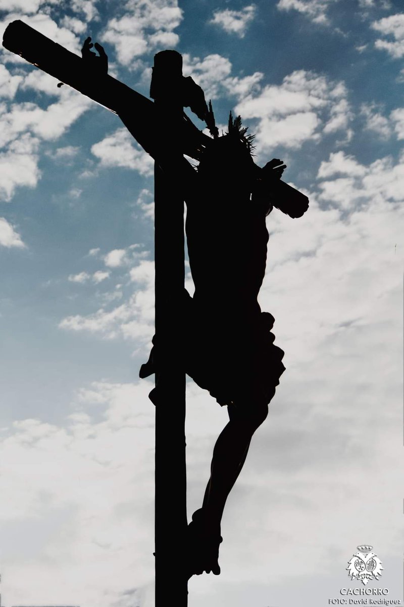 ⚫️ “La Cruz parece decretar el fracaso de Jesús, pero en realidad, marca su victoria. ¡La Cruz de Jesús es nuestra única y verdadera esperanza!".

✍️ Papa Francisco.

#LaCruzPrevalece