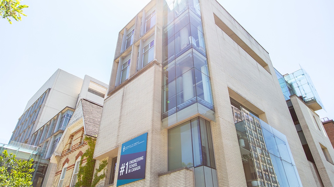 UofT's tweet photo. Four @UofTCompSci researchers named CIFAR #AI Chairs #UofT 💻 https://t.co/QA0o9kusIs https://t.co/hhqgQ6QaTq