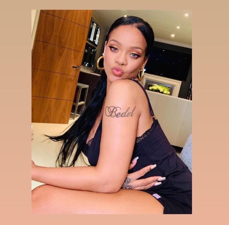 Takımımızın yeni içerik üreticisi BEDEL Rihanna! Kendisi takımımızın şarkılarını besteleme görevini üstlenecek.