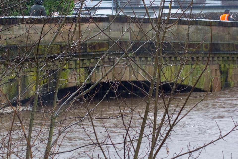 syntec4's tweet photo. Flixton Bridge. I wonder if it will be there in the morning?  @MENnewsdesk https://t.co/iXSvDx8BjV