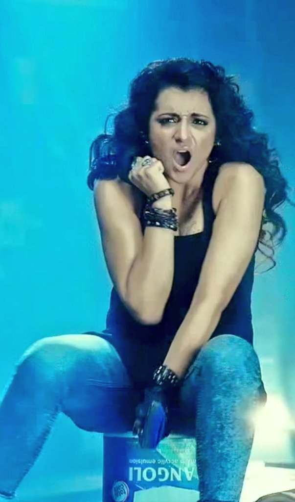 EsMRtSKUwAAkM9v?format=jpg&name=medium