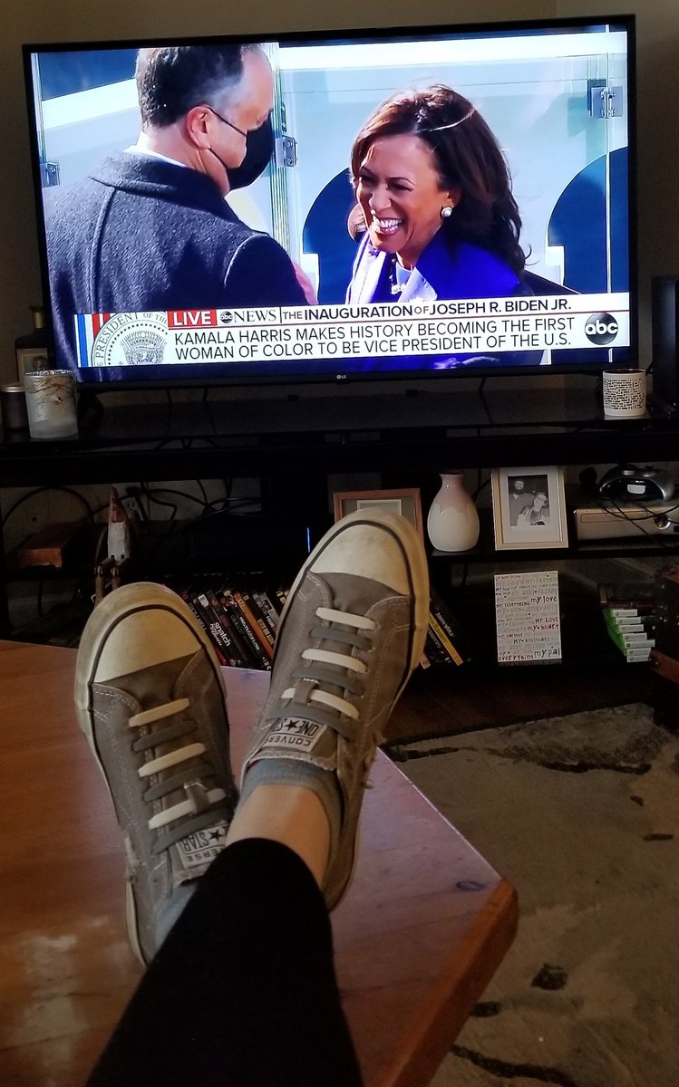 My mom sent a picture that she was wearing her pearls and I have on my Chucks. How amazing! Vice President Kamala Harris! Tell those young girls they can do anything!! I'm not crying...you're crying! #KamalaHarrisMakingHistory #pride #pearlsAndChucks