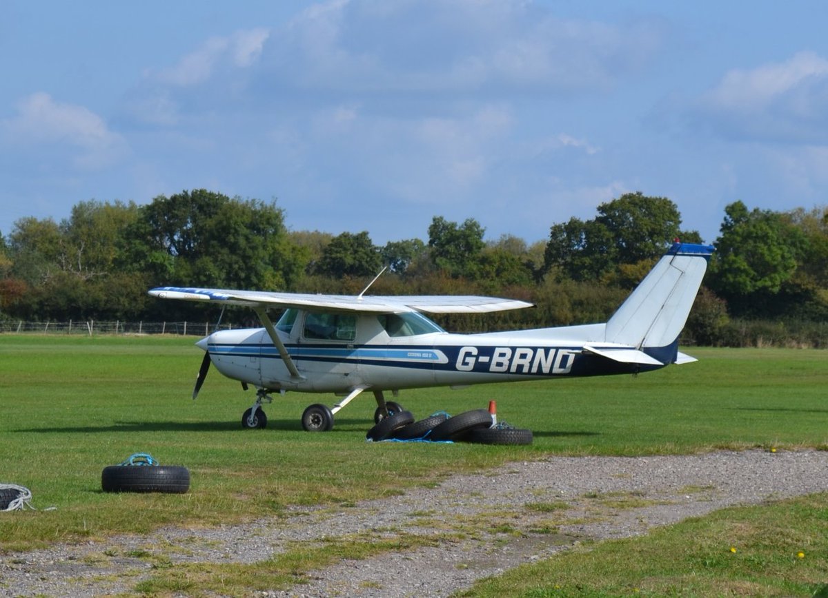 GRossSharp's tweet photo. @DerbyCanary @marcin_par @deHavMuseum @ron_eisele @stockotrader Ahh! Derby Airfield, #EGBD! Home turf..... https://t.co/VHlFqBQjtf https://t.co/mKHVRPF6so