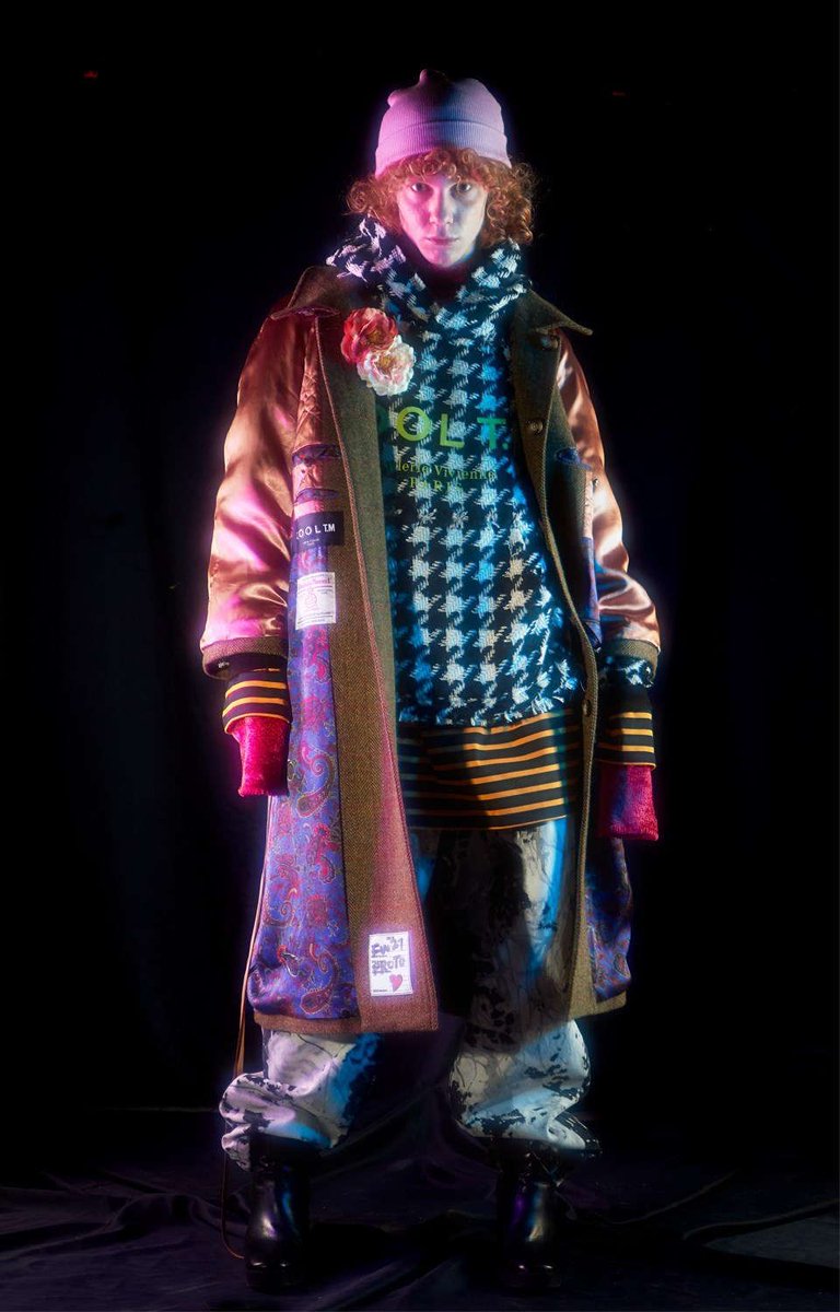 MaleFashTrends's tweet photo. Piezas unisex con destellos de neรณn: la colecciรณn Fall-Winter 2021 de #CoolTM propone una fusiรณn de colores, texturas y estampados en piezas de gran formato https://t.co/TECANaeMo1 #PFW #FW21 https://t.co/l3jdOfpDcy