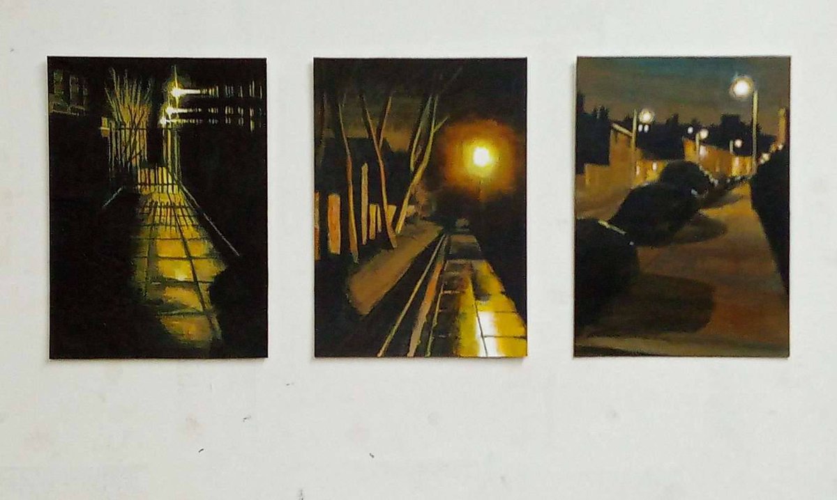 Lindsey_Art's tweet photo. Some warmth on a cold night!
#NewWork #WIP #OnTheEasel : my studio wall today

Nightwalking Series : Sodium Glimpses
21x15cm acrylic &amp; oil on board
https://t.co/q2i6dLeUxx

#art #painting #cityscape #sodiumlight #tungstenlight #crepuscule #twighlight #nightwalking #darkstreet https://t.co/QoBEuMs2uf
