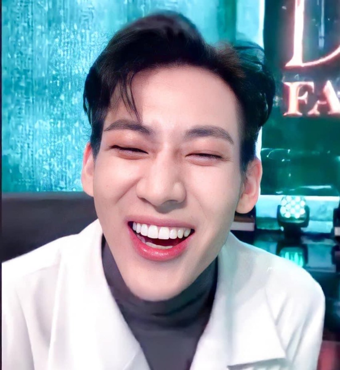 foreverA_igot7's tweet photo. To BamBam @BamBam1A ขอบคุณหัวใจอันแข็งแกร่งความบากบั่นความมุมานะสู้ไม่ถอยกับทุกอย่างของลูกที่เป็นแรงผลักดันทำให้แม่หลายๆคนมีแรงใจในการใช้ชีวิตจะรักจะรอเจอหนูกับพี่ๆพร้อมเจ้าเพื่อนจอมแสบนะลูกขอโอกาสให้ได้ไปดูคอนลูกสักครั้งก็ยังดี #BamBam #GOT7 @GOT7Official
#ToGOT7 https://t.co/yVClzP9GwT