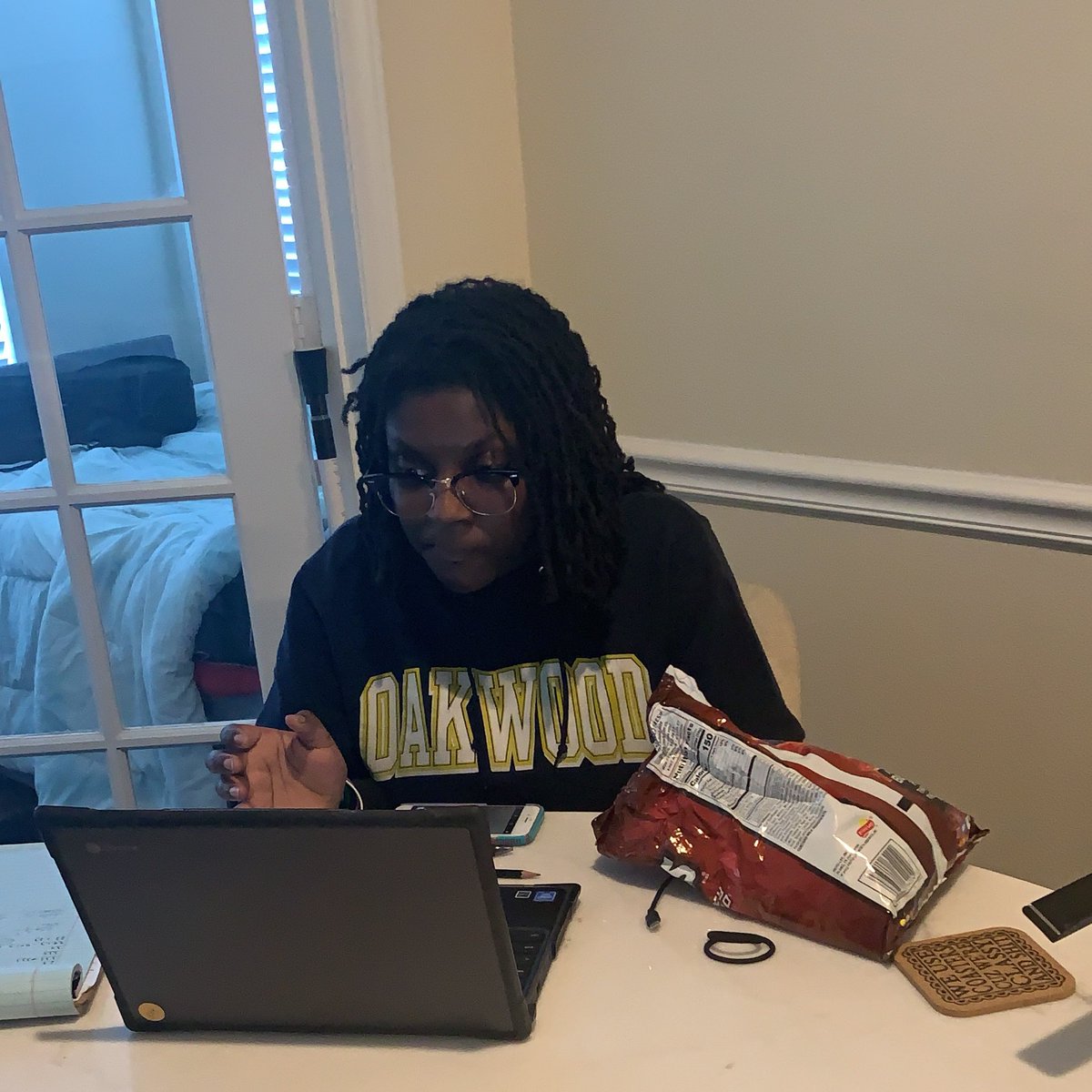 MsAustin4Sci's tweet photo. Back to work she goes. https://t.co/7uUSZzlPJY