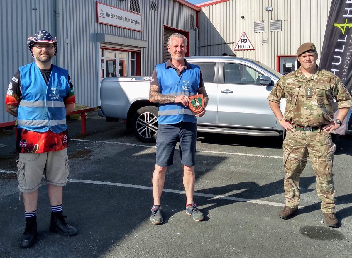 Coming soon a live cookery on facebook.com/Hull4Heroes/ ingredients FOC from local companies &amp; <a href="/FareShareHull/">FareshareHullHumber</a> delivered to vulnerable veterans 
A bit of fun &amp; one of our ways to help combat social isolation all welcome 
Our chef,  who else could it be  (Texas Tony) <a href="/AnthonyNorrie/">Texas Tony</a>